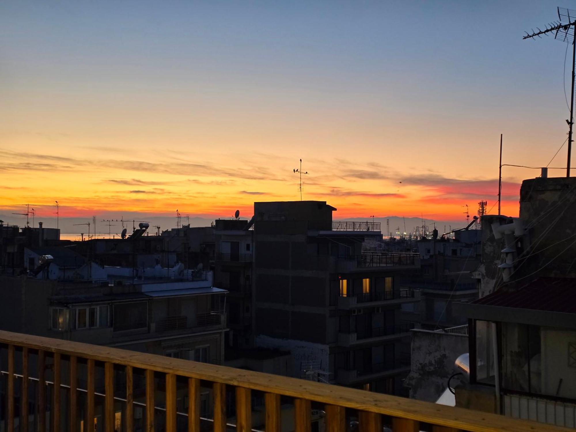 Horizon /Downtown Penthouse W/ Massive Terrace Apartment Thessaloniki Exterior photo