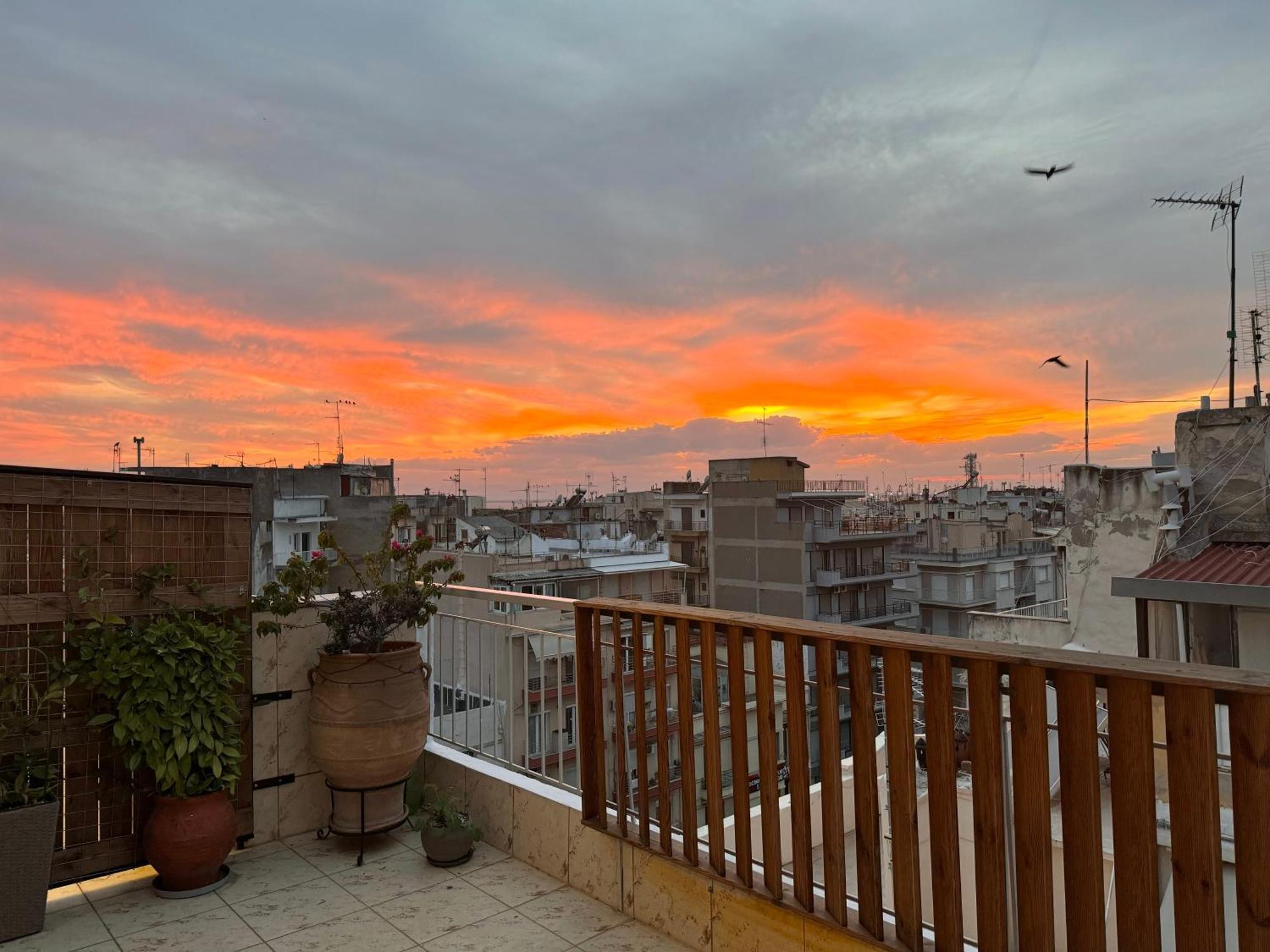 Horizon /Downtown Penthouse W/ Massive Terrace Apartment Thessaloniki Exterior photo