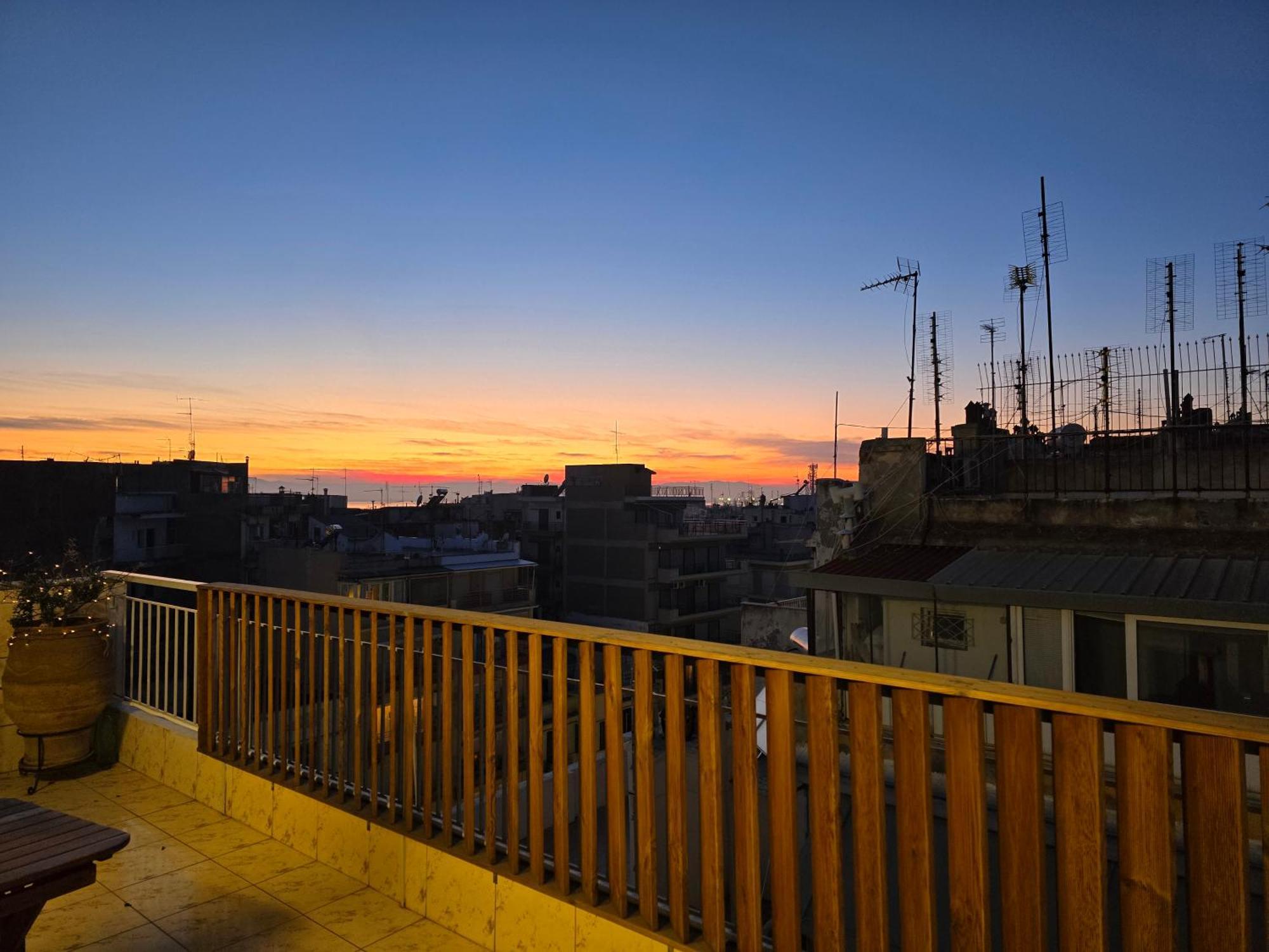 Horizon /Downtown Penthouse W/ Massive Terrace Apartment Thessaloniki Exterior photo